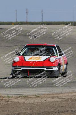 media/Oct-01-2023-24 Hours of Lemons (Sun) [[82277b781d]]/1045am (Outside Grapevine)/